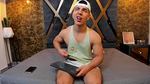 Flynn Riider online show from 01-29-25, 11:41