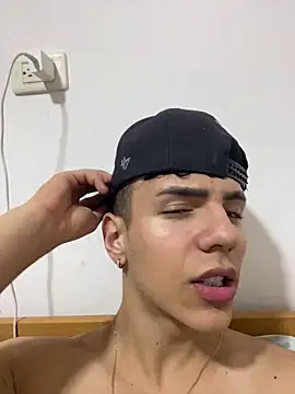 Flynn Riider online show from 02-20-25, 03:01