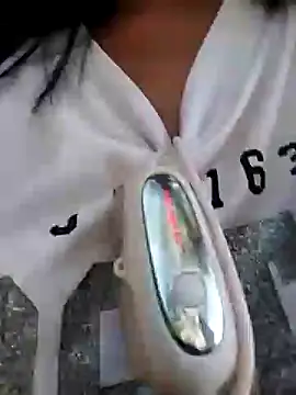 Danna-linyi online show from 12-27-24, 09:54