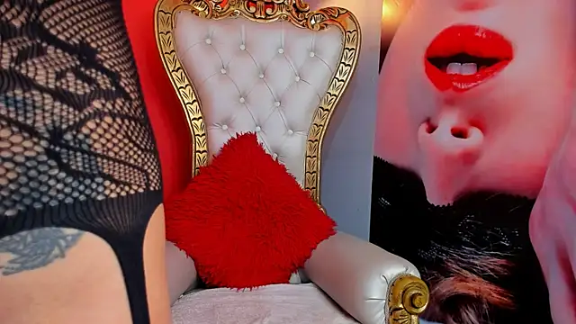 Snapshot of slutty_venus chatting on 12-27-24, 11:31 slutty venus online show from 12-27-24, 11:31