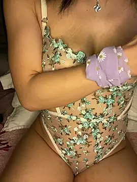 Snapshot of badenaz34 chatting on 03-12-25, 07:49 badenaz34 online show from 03-12-25, 07:49