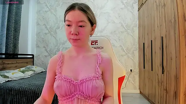 Babby Rabbit online show from 04-24-26, 09:56