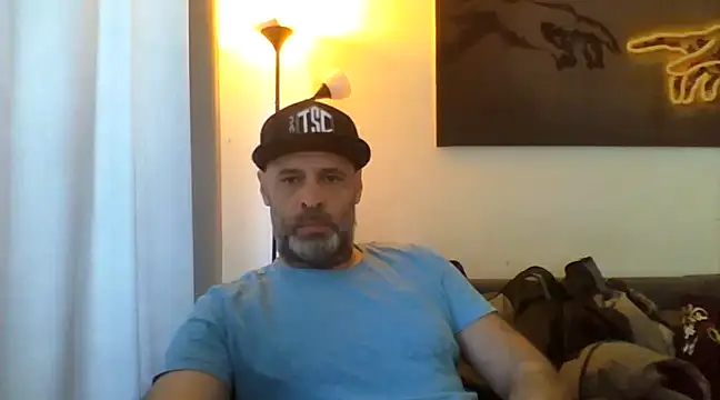 Snapshot of Avamereandmikel chatting on 02-28-25, 07:26 Avamereandmikel online show from 02-28-25, 07:26