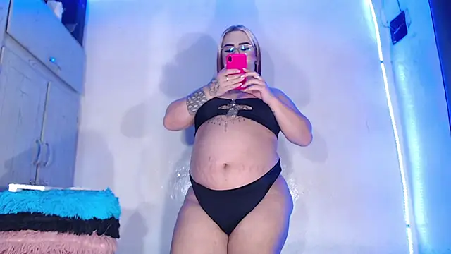 Snapshot of Dulce_smith_1 chatting on 03-02-25, 06:48 Dulce smith 1 online show from 03-02-25, 06:48