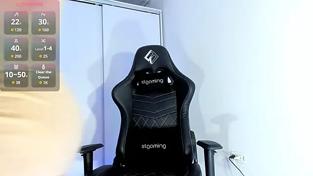 Snapshot of Dulce_smith_1 chatting on 11-25-25, 10:43 Dulce smith 1 online show from 11-25-25, 10:43