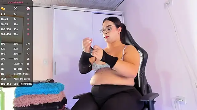 Snapshot of Dulce_smith_1 chatting on 02-21-26, 09:49 Dulce smith 1 online show from 02-21-26, 09:49