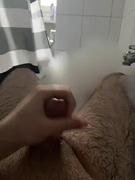 Snapshot of Loco42- chatting on 12-20-25, 01:51 Loco42- online show from 12-20-25, 01:51