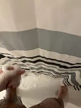 Snapshot of Loco42- chatting on 02-26-26, 03:27 Loco42- online show from 02-26-26, 03:27