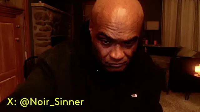 Snapshot of sinnernoir chatting on 10-24-25, 01:35 sinnernoir online show from 10-24-25, 01:35