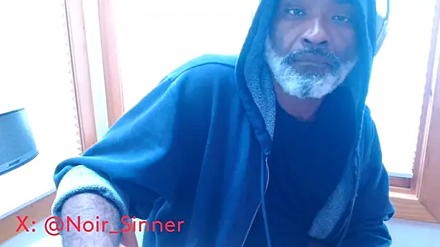 Snapshot of sinnernoir chatting on 01-06-26, 07:50 sinnernoir online show from 01-06-26, 07:50