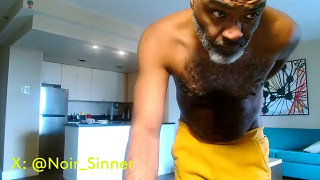 Snapshot of sinnernoir chatting on 02-22-26, 04:16 sinnernoir online show from 02-22-26, 04:16