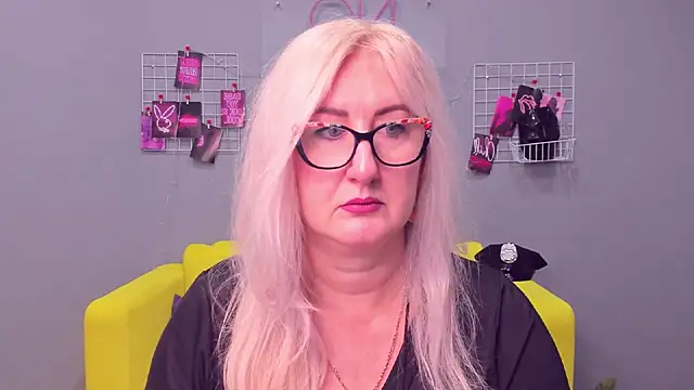 ChristyBrooks online show from 12-30-24, 10:21