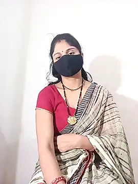 Snapshot of Cute-Aadhvita chatting on 02-07-25, 11:55 Cute-Aadhvita online show from 02-07-25, 11:55