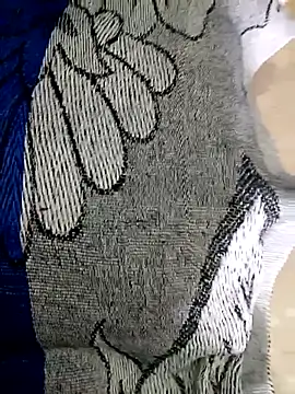 Snapshot of Cute-Aadhvita chatting on 03-08-25, 02:40 Cute-Aadhvita online show from 03-08-25, 02:40