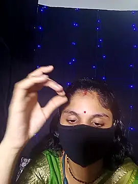 Snapshot of Cute-Aadhvita chatting on 03-11-25, 03:23 Cute-Aadhvita online show from 03-11-25, 03:23