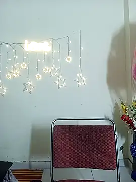 Snapshot of Cute-Aadhvita chatting on 09-11-25, 07:58 Cute-Aadhvita online show from 09-11-25, 07:58