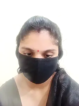 Snapshot of Cute-Aadhvita chatting on 10-09-25, 12:41 Cute-Aadhvita online show from 10-09-25, 12:41