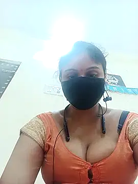 Snapshot of Cute-Aadhvita chatting on 10-17-25, 04:09 Cute-Aadhvita online show from 10-17-25, 04:09