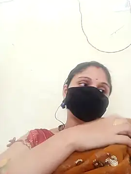Snapshot of Cute-Aadhvita chatting on 10-19-25, 07:42 Cute-Aadhvita online show from 10-19-25, 07:42