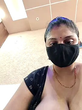 Snapshot of Cute-Aadhvita chatting on 07-09-26, 04:49 Cute-Aadhvita online show from 07-09-26, 04:49