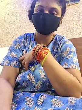 Snapshot of Cute-Aadhvita chatting on 07-12-26, 03:41 Cute-Aadhvita online show from 07-12-26, 03:41