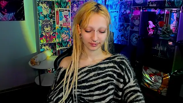 Lexy-Woorhez online show from 03-05-25, 10:22