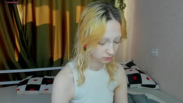 Lexy-Woorhez online show from 04-29-26, 11:25