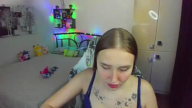 LinaTruly online show from 04-28-26, 09:31