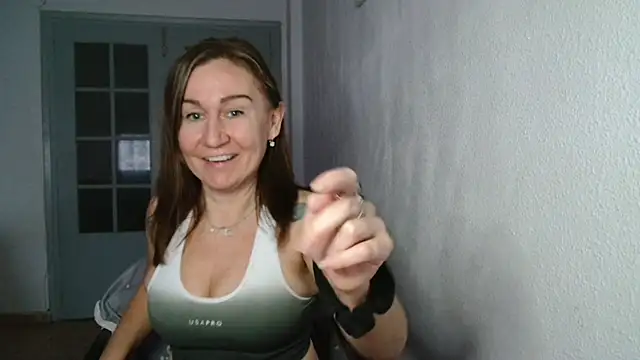 TamaraSweetxo online show from 12-23-24, 04:39