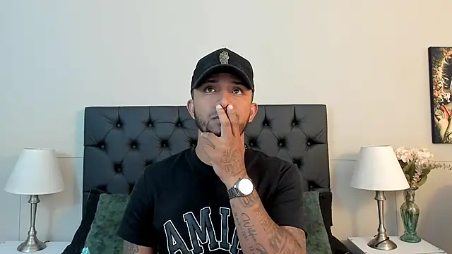 Snapshot of Robin_Rief chatting on 09-12-25, 03:17 Robin Rief online show from 09-12-25, 03:17