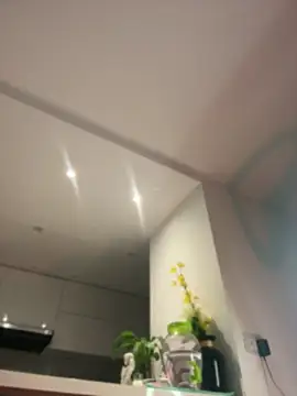 NicoleCut online show from 04-17-26, 10:07