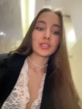 VelvetVixenI online show from 04-18-26, 07:07