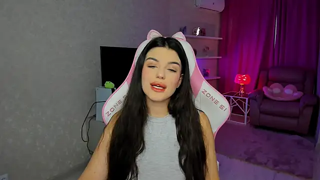 AlluringAriel online show from 04-05-26, 11:18