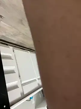 Snapshot of 1prettygem chatting on 12-30-24, 11:06 1prettygem online show from 12-30-24, 11:06