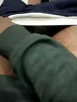 Snapshot of KUKU69XX chatting on 01-20-25, 05:16 KUKU69XX online show from 01-20-25, 05:16