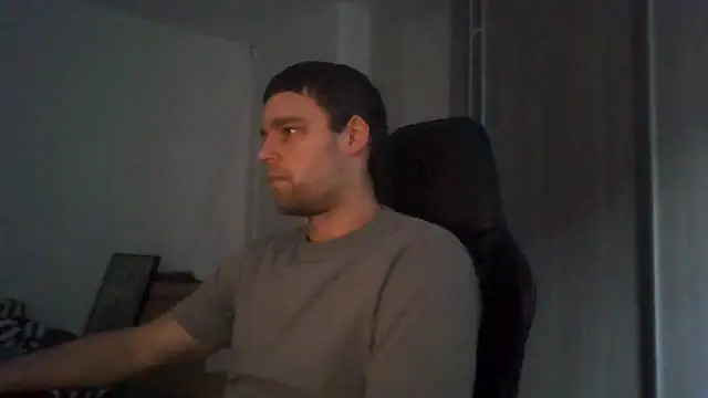 Snapshot of The_big_viking_ chatting on 12-26-24, 10:37 The big viking online show from 12-26-24, 10:37