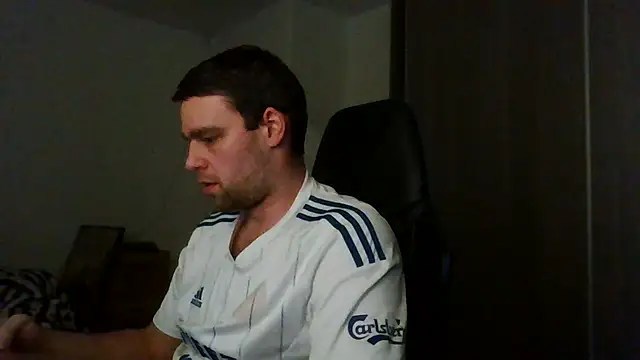 Snapshot of The_big_viking_ chatting on 12-27-24, 01:28 The big viking online show from 12-27-24, 01:28