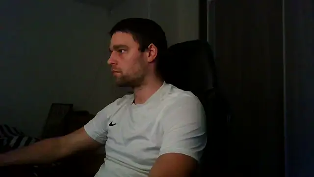 Snapshot of The_big_viking_ chatting on 12-28-24, 12:45 The big viking online show from 12-28-24, 12:45