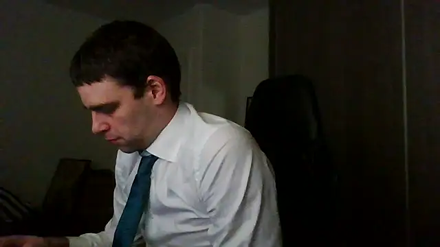 Snapshot of The_big_viking_ chatting on 01-01-25, 02:41 The big viking online show from 01-01-25, 02:41