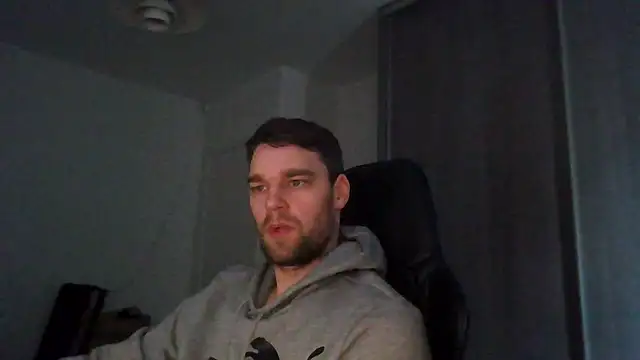 Snapshot of The_big_viking_ chatting on 02-09-25, 10:31 The big viking online show from 02-09-25, 10:31