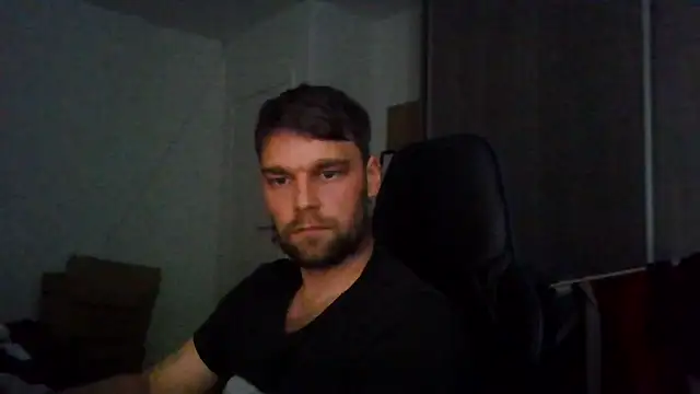 Snapshot of The_big_viking_ chatting on 09-10-25, 03:34 The big viking online show from 09-10-25, 03:34