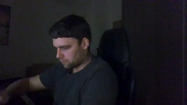 Snapshot of The_big_viking_ chatting on 11-08-25, 10:30 The big viking online show from 11-08-25, 10:30