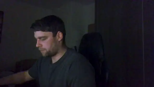 Snapshot of The_big_viking_ chatting on 11-11-25, 07:03 The big viking online show from 11-11-25, 07:03