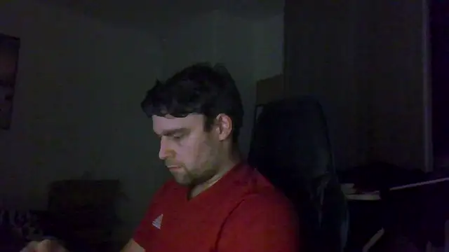 Snapshot of The_big_viking_ chatting on 12-13-25, 11:32 The big viking online show from 12-13-25, 11:32