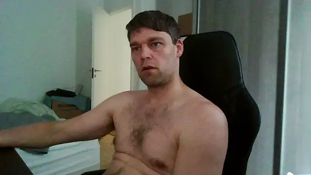 Snapshot of The_big_viking_ chatting on 06-01-26, 09:33 The big viking online show from 06-01-26, 09:33
