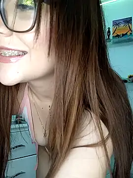 Snapshot of Luna_SofiaXX chatting on 02-05-25, 05:52 Luna SofiaXX online show from 02-05-25, 05:52
