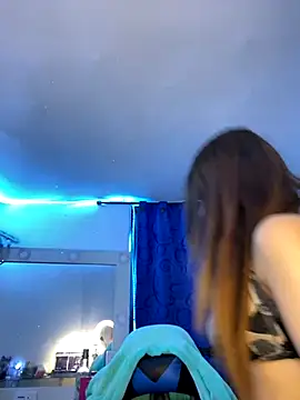 Snapshot of Luna_SofiaXX chatting on 11-12-25, 06:25 Luna SofiaXX online show from 11-12-25, 06:25