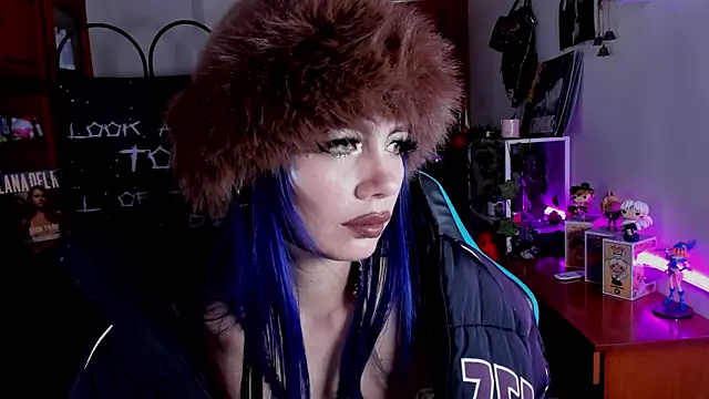 Snapshot of _sakae_ chatting on 12-20-25, 09:00 sakae online show from 12-20-25, 09:00