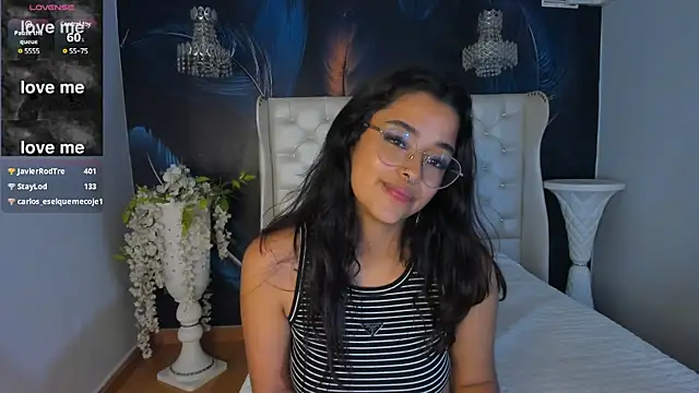 Ariana Pierce online show from 12-23-24, 09:38