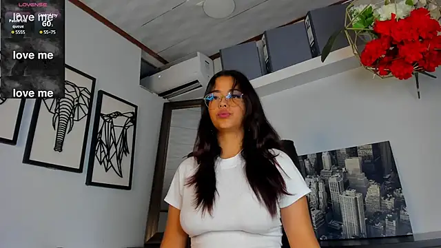 Ariana Pierce online show from 01-15-25, 04:25